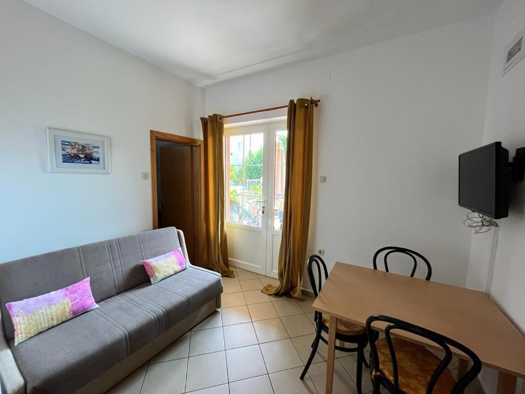 Josipa Apartment Biograd Na Moru Eksteriør billede